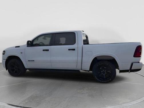 Bright White Clearcoat 2026 RAM 1500 Big Horn/Lone Star