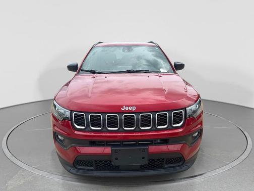 Red Hot Pearlcoat 2025 Jeep Compass Latitude