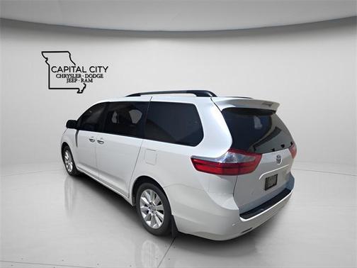 2015 Toyota Sienna XLE