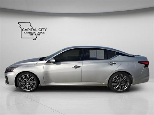 2023 Nissan Altima 2.5 SL