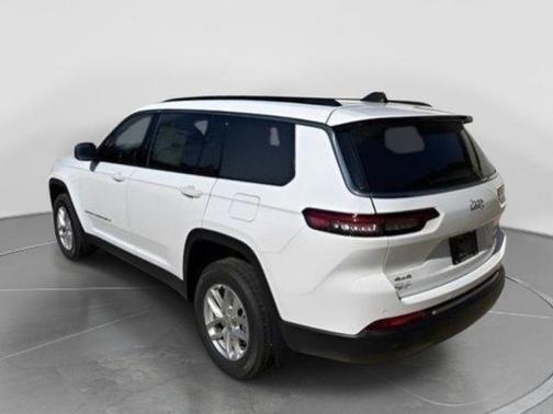 Bright White Clearcoat 2026 Jeep Grand Cherokee L Altitude