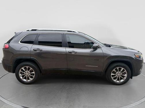 Granite Crystal Metallic Clearcoat 2019 Jeep Cherokee Latitude Plus