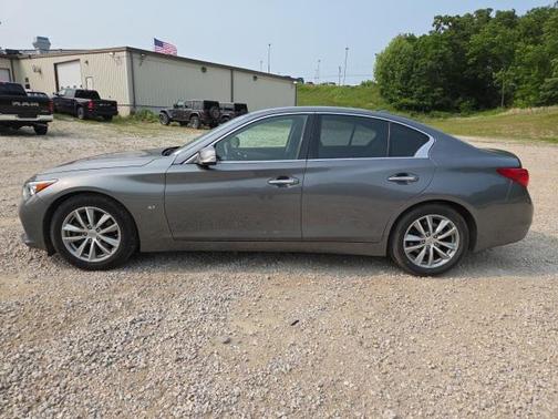 2014 INFINITI Q50 Premium