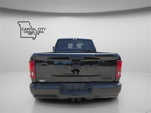 2025 RAM 2500 Big Horn Crew Cab 4x4 6'4' Box