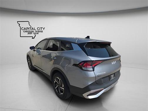 2023 Kia Sportage Hybrid LX