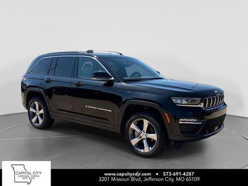 Diamond Black Crystal Pearlcoat 2025 Jeep Grand Cherokee Limited