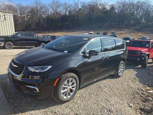 2026 Chrysler Pacifica L