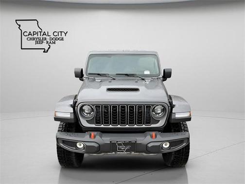 2026 Jeep Gladiator Mojave 4x4