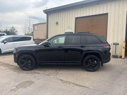 2024 Jeep Grand Cherokee Altitude