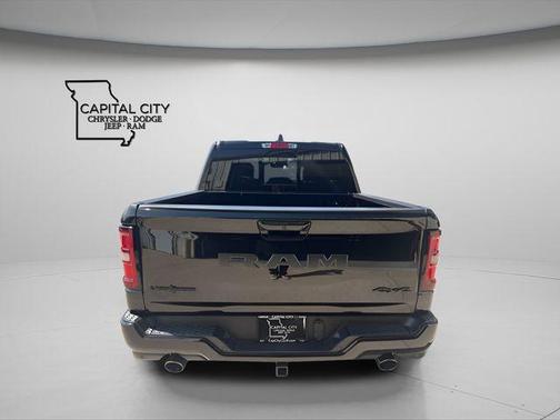 Bright White Clearcoat 2026 RAM 1500 Big Horn/Lone Star
