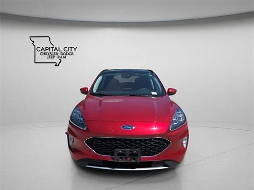 2022 Ford Escape Titanium