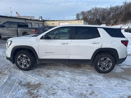 2025 GMC Terrain AWD Elevation