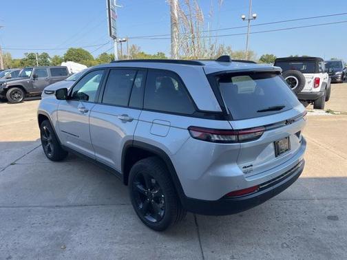 2025 Jeep Grand Cherokee Limited X