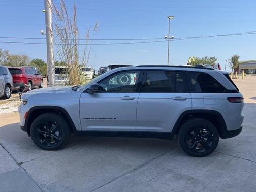 2025 Jeep Grand Cherokee Limited X