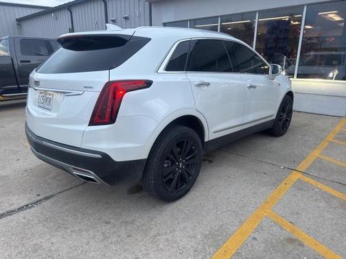 2020 Cadillac XT5 Premium Luxury