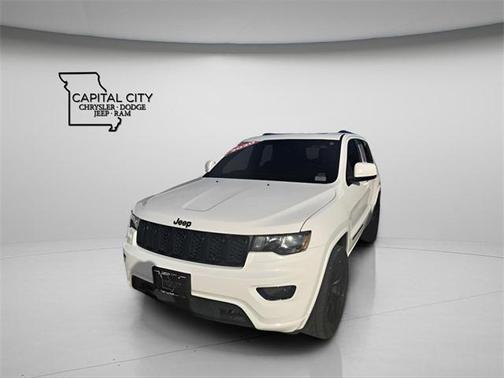 2020 Jeep Grand Cherokee Altitude