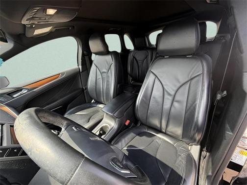2017 Lincoln MKC Select