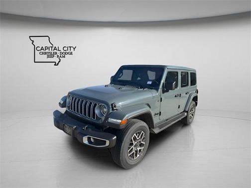 2026 Jeep Wrangler 4-Door Sahara 4x4