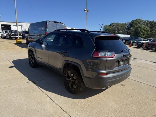2020 Jeep Cherokee Altitude