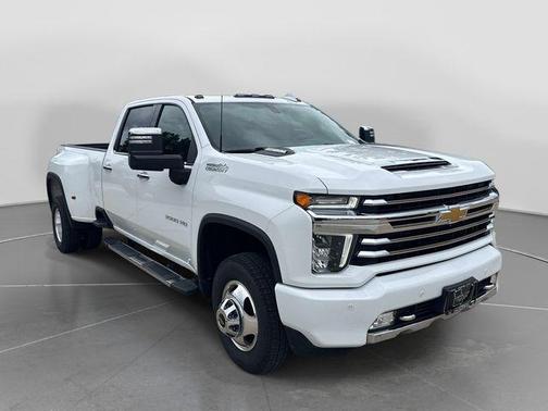 Summit White 2022 Chevrolet Silverado 3500 High Country