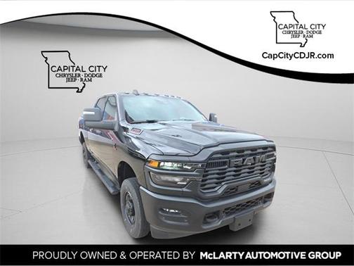 2025 RAM 2500 Tradesman Crew Cab 4x4 6'4' Box