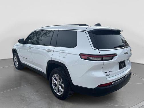 Bright White Clearcoat 2022 Jeep Grand Cherokee L Limited