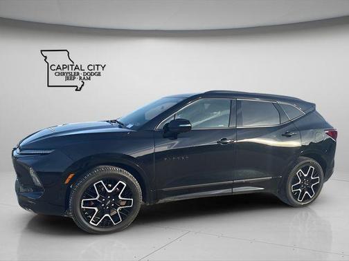 Black 2023 Chevrolet Blazer RS