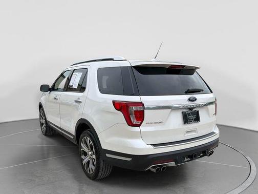 White Platinum 2018 Ford Explorer Platinum