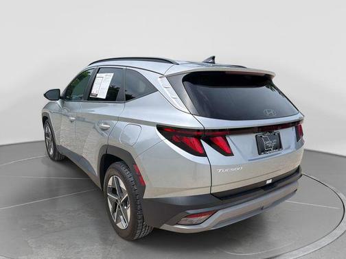 Shimmering Silver 2025 Hyundai TUCSON SEL