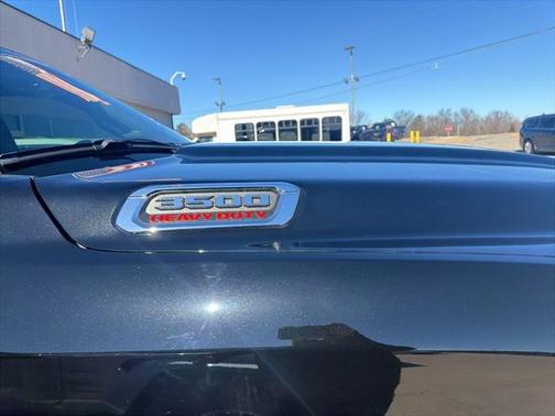 2024 RAM 3500 Tradesman Crew Cab 4x4 6'4' Box