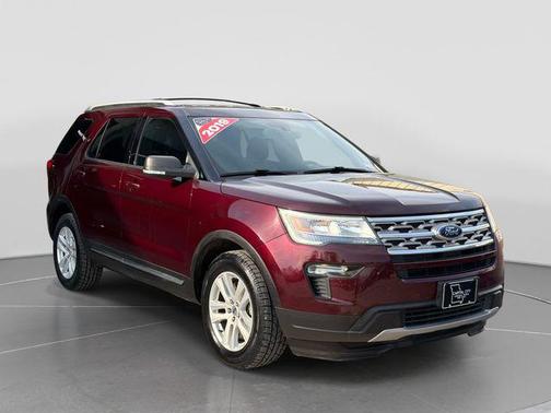 Burgundy Velvet Metallic Tinted Clearcoat 2019 Ford Explorer XLT