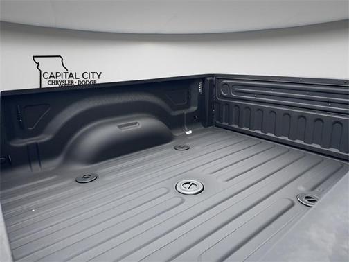 2024 RAM 2500 Tradesman Crew Cab 4x4 6'4' Box