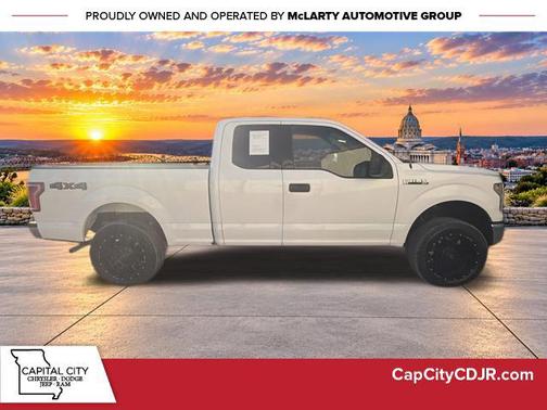 Oxford White 2017 Ford F-150 XLT