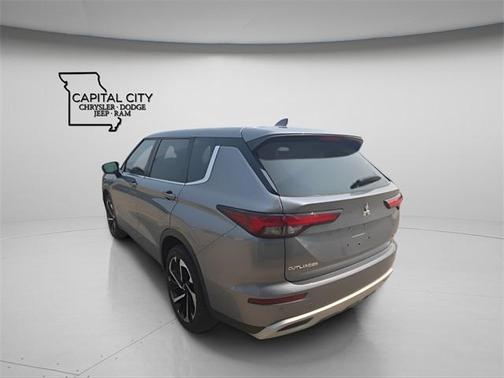 2023 Mitsubishi Outlander SE 2.5 2WD