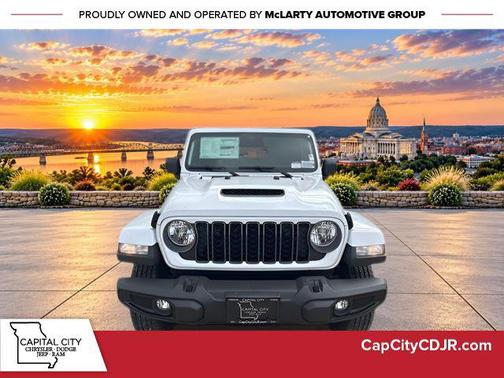 Bright White Clearcoat 2026 Jeep Gladiator Sport S