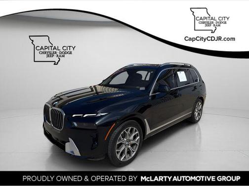 Black Sapphire Metallic 2023 BMW X7 xDrive40i