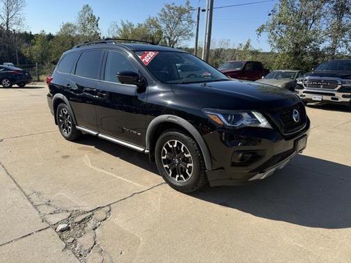 2020 Nissan Pathfinder SL 4WD