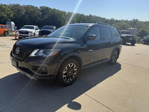 2020 Nissan Pathfinder SL 4WD