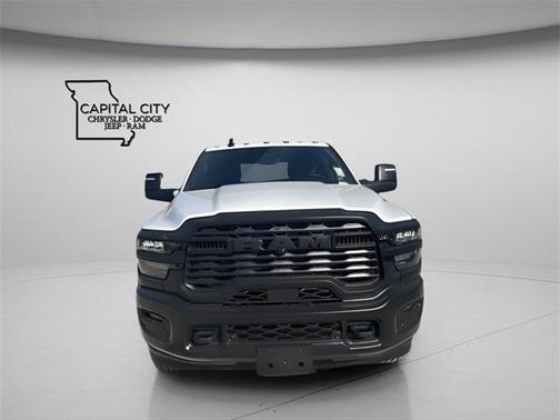 2026 RAM 3500 Tradesman Crew Cab 4x4 8' Box