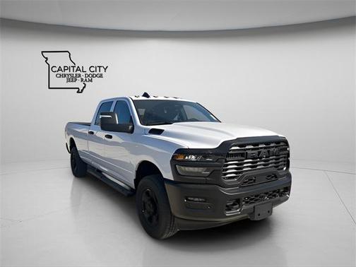 2026 RAM 3500 Tradesman Crew Cab 4x4 8' Box