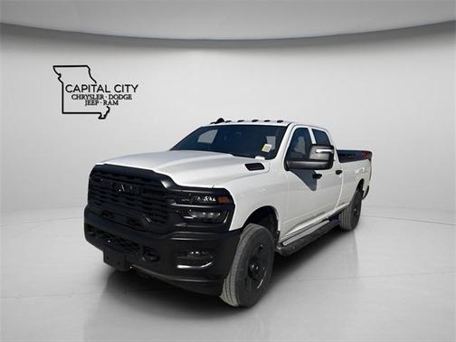2026 RAM 3500 Tradesman Crew Cab 4x4 8' Box