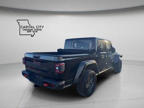 Black Clearcoat 2024 Jeep Gladiator Mojave X