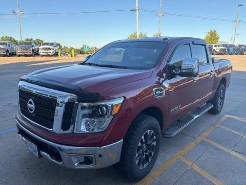 2017 Nissan Titan SL