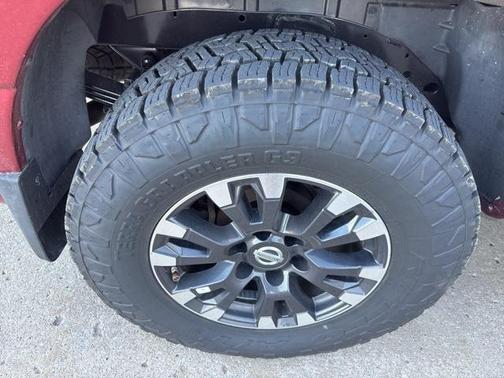 2017 Nissan Titan SL