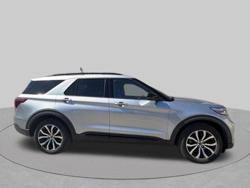 Iconic Silver Metallic 2020 Ford Explorer ST