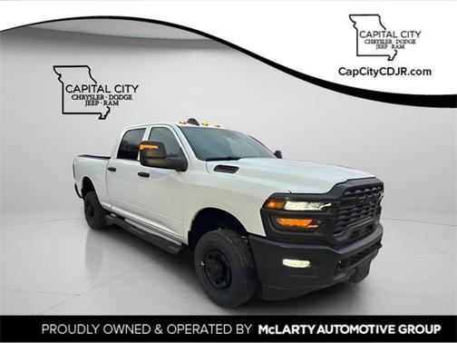 2026 RAM 2500 Tradesman Crew Cab 4x4 6'4' Box