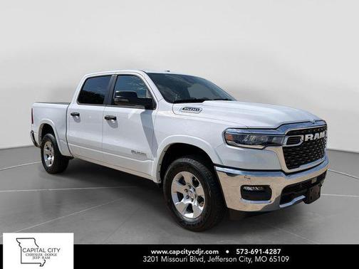 Bright White Clearcoat 2026 RAM 1500 Big Horn/Lone Star
