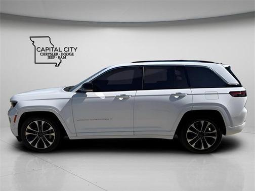 2022 Jeep Grand Cherokee Overland