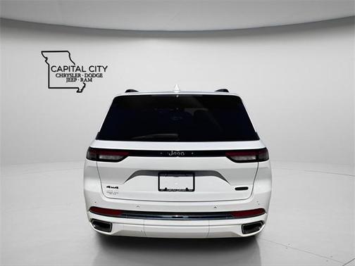 2022 Jeep Grand Cherokee Overland
