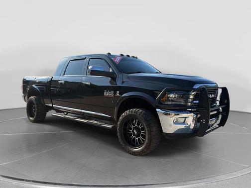 Brilliant Black Crystal Pearlcoat 2016 RAM 2500 Longhorn